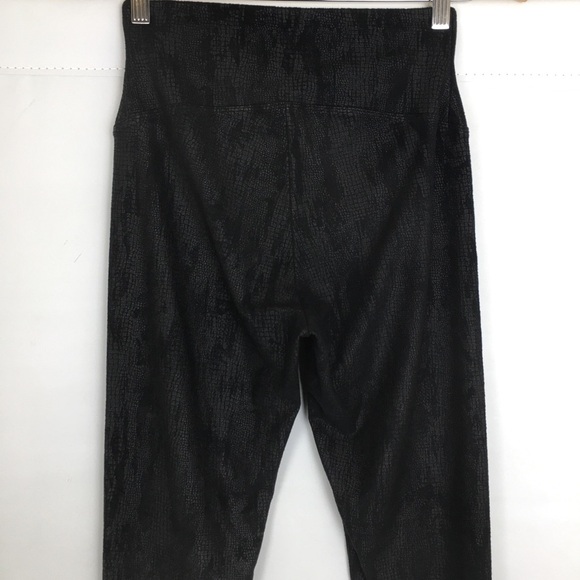 Yummie Women’s Black Snakeskin Leggings High Waist Full Length Pants Size M - Picture 6 of 10